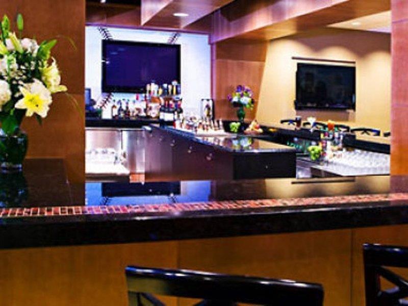 Courtyard By Marriott Boston Logan Airport Ξενοδοχείο Εξωτερικό φωτογραφία