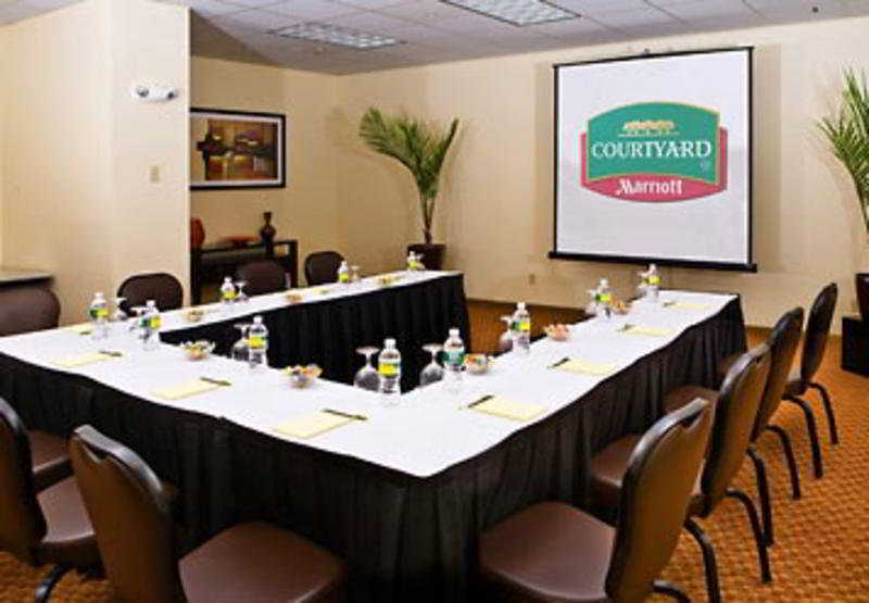 Courtyard By Marriott Boston Logan Airport Ξενοδοχείο Εξωτερικό φωτογραφία