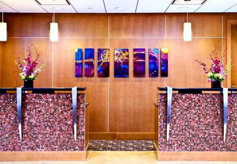 Courtyard By Marriott Boston Logan Airport Ξενοδοχείο Εξωτερικό φωτογραφία