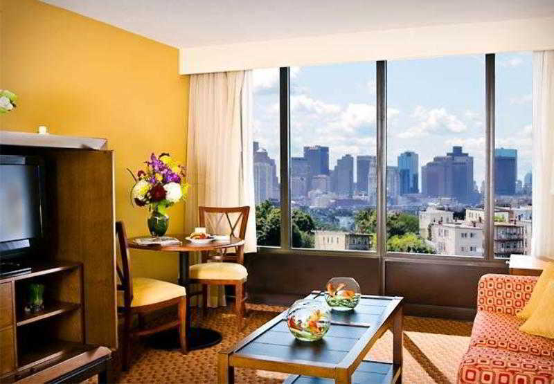 Courtyard By Marriott Boston Logan Airport Ξενοδοχείο Εξωτερικό φωτογραφία